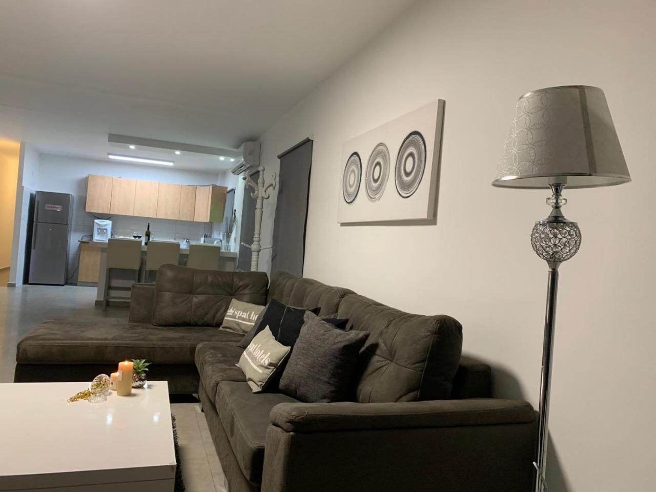 Spat Apartments Bat Yam Exterior foto